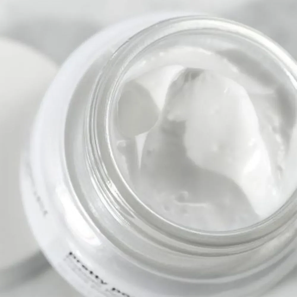 Saturday Skin Pretty Pop Probiotic Power Whipped Cream